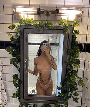 Whoreticulture's pic #4916163