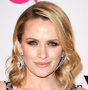 Shantel VanSanten's pic #4191857