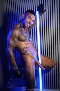 therealmrexotic's pic #of_1805664790_0