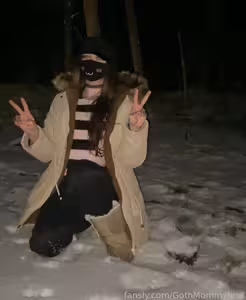 GothMommyJess's pic #fy_746544863834546176_7