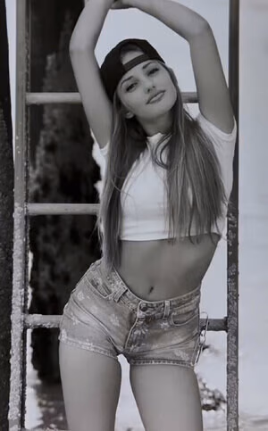 Minka Kelly's pic #3205370