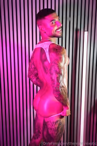 therealmrexotic's pic #of_1945867302_0