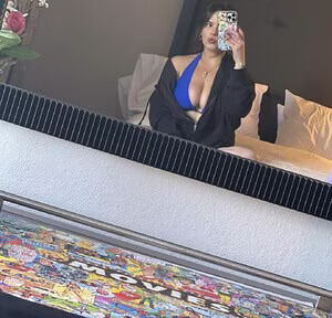 Vanessinator's pic #4785250