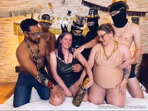 Hotwifekk's pic #of_1450531383_0