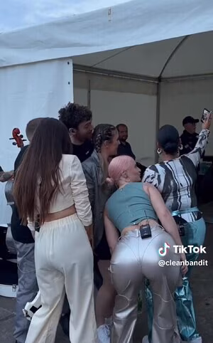 Grace Chatto's pic #1738702