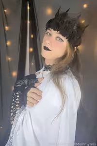 GothMommyJess's pic #fy_751634597355200512_3