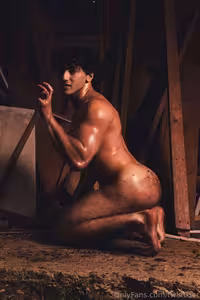 twunkier's pic #of_1131605579_0