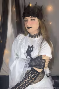 GothMommyJess's pic #fy_753428170127974400_1