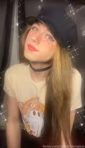 GothMommyJess's pic #fy_749343816724525056_4