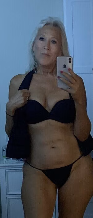 Suzieandhannah's pic #4449956