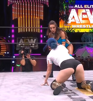 Leva Bates's pic #2665655