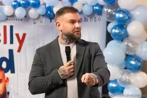 andyleexxx's pic #of_1600083797_0